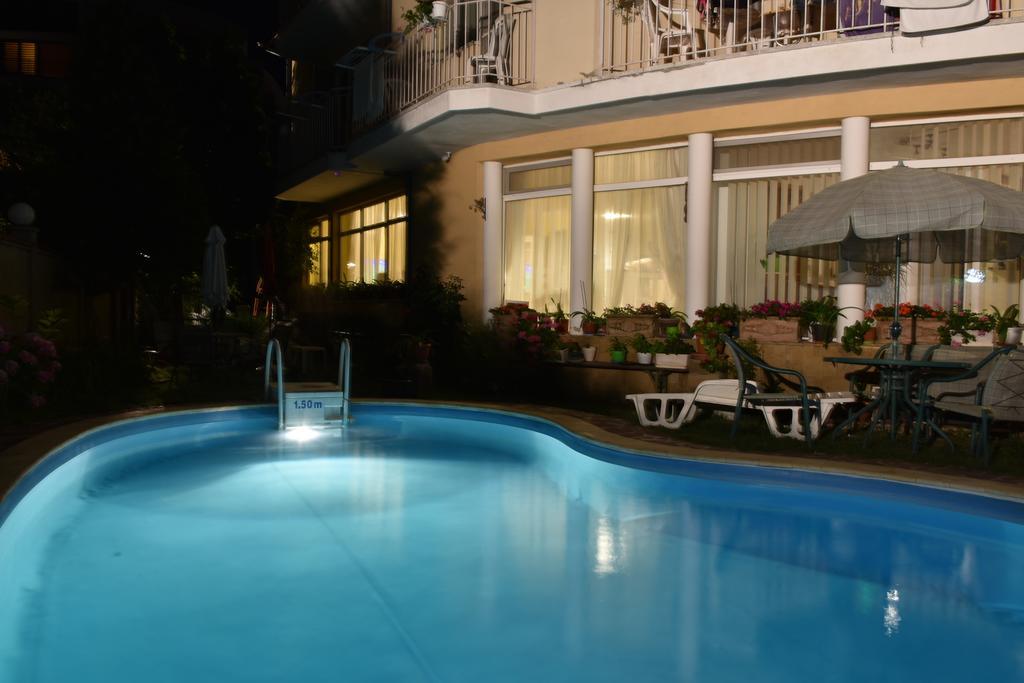 Solaris Apartments Saints Constantine and Helena Exterior foto